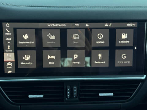 2021 Porsche Cayenne Turbo S E-Hybrid Coupe