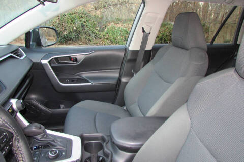 2021 Toyota RAV4 Hybrid LE