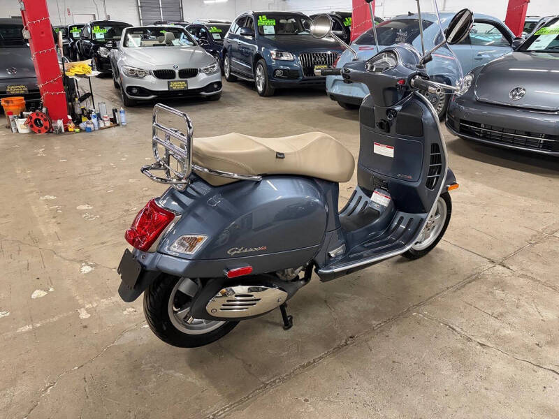 2015 Vespa GTS Super 300