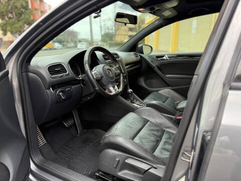 2010 Volkswagen GTI Base PZEV