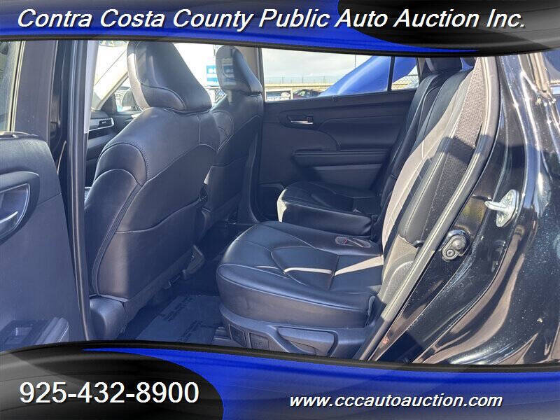 2021 Toyota Highlander XLE