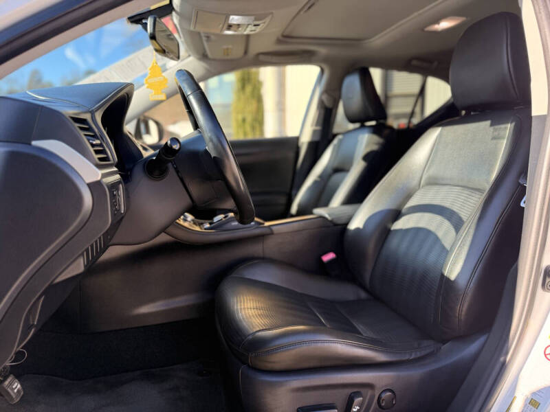 2011 Lexus CT 200h Premium