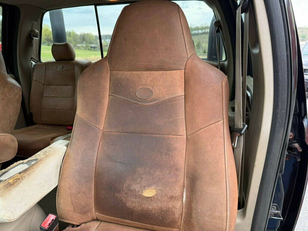 2005 Ford F-350 Super Duty 27