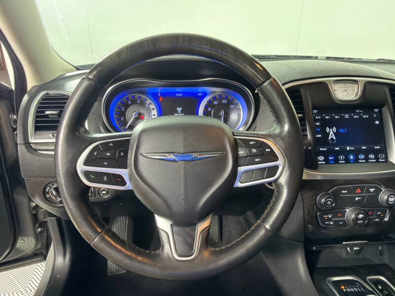 2019 Chrysler 300 Limited