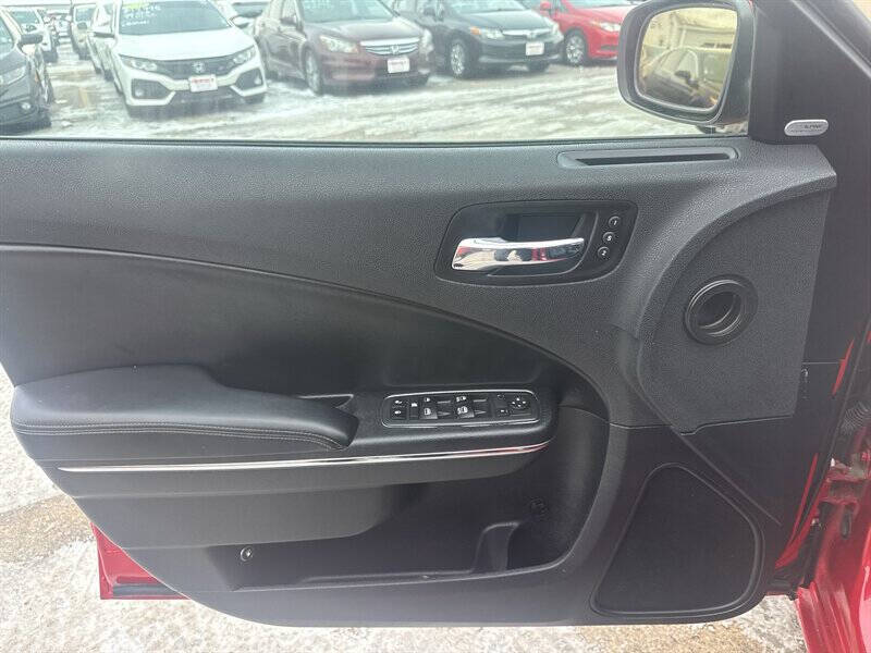 2013 Dodge Charger SXT Plus