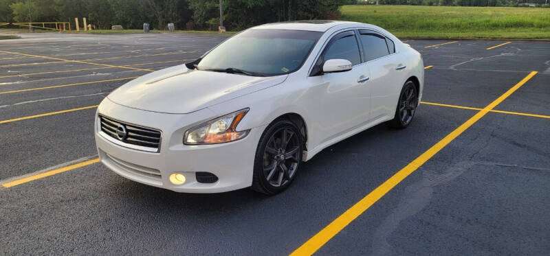 2014 Nissan Maxima for sale at EXPRESS MOTORS in Grandview MO