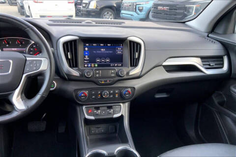 2022 GMC Terrain SLT