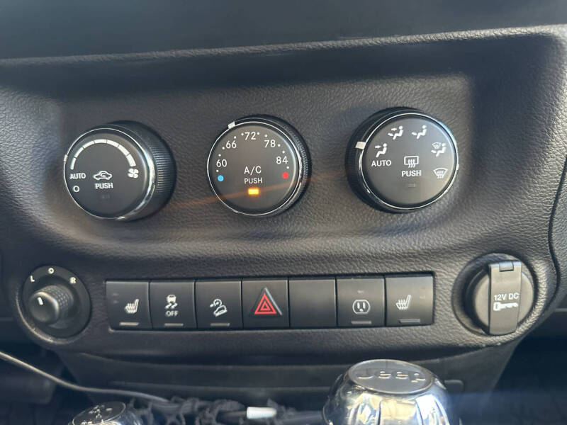 2015 Jeep Wrangler Unlimited X