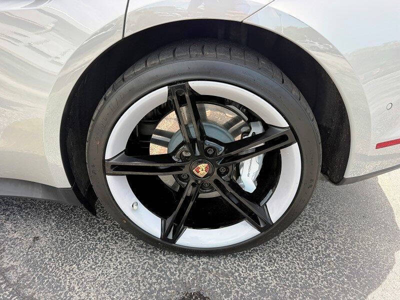 2022 Porsche Taycan