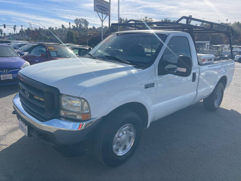 2004 Ford F-250 Super Duty XL photo 3