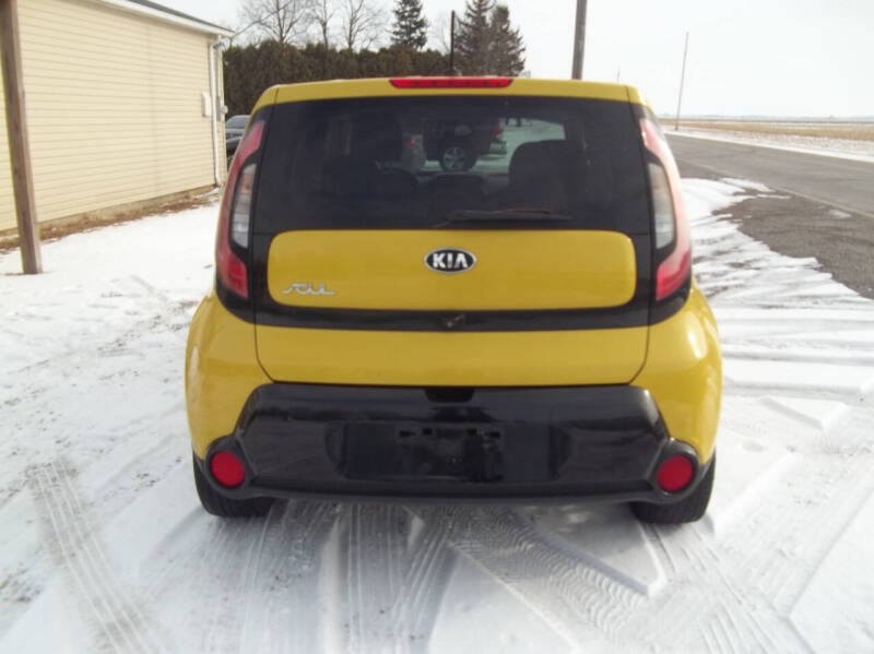 2016 Kia Soul +