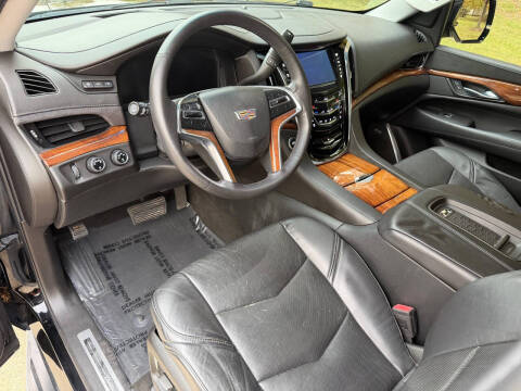 2015 Cadillac Escalade Luxury