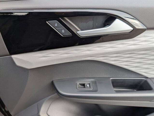 2023 Volkswagen Taos S