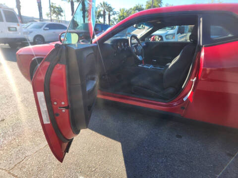 2012 Dodge Challenger SXT