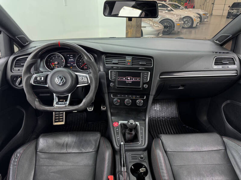 2017 Volkswagen Golf GTI Autobahn