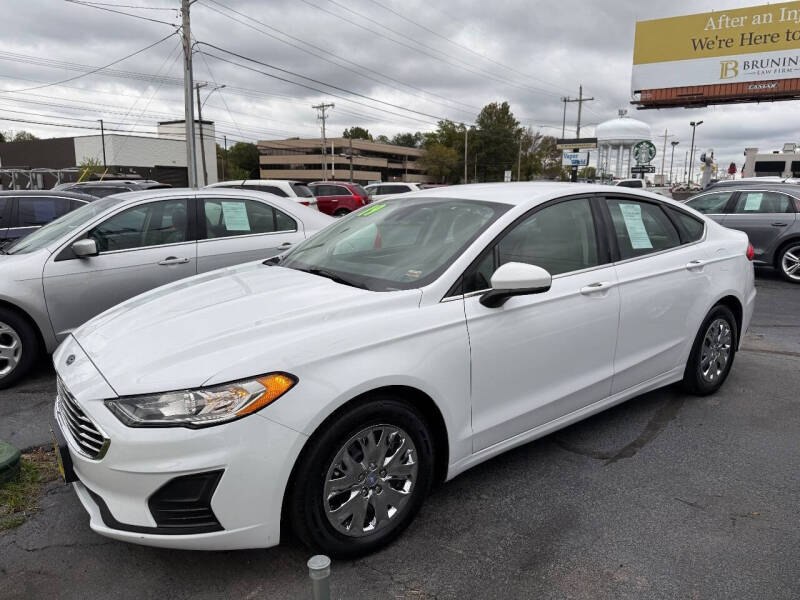 2019 Ford Fusion S