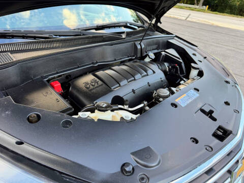 2017 Chevrolet Traverse LT