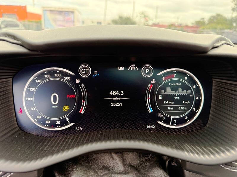 2021 Aston Martin DBX