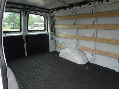 2024 Chevrolet Express 2500