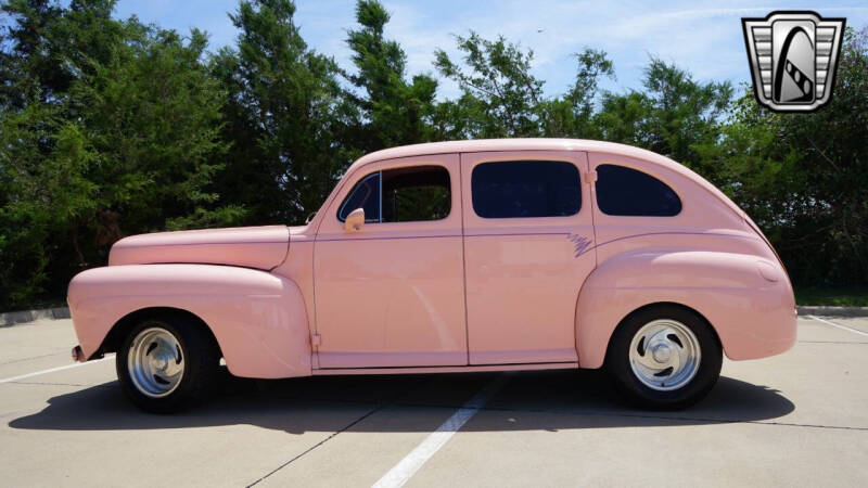 1947 Ford Customline