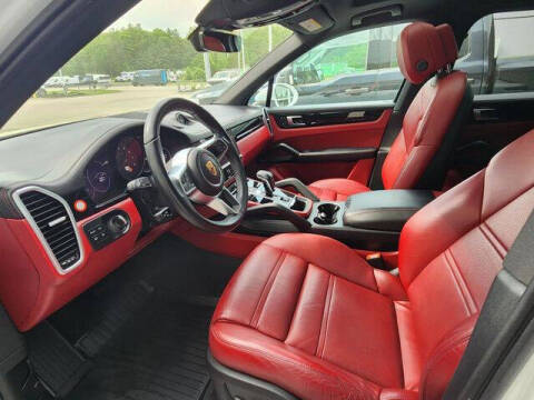 2022 Porsche Cayenne