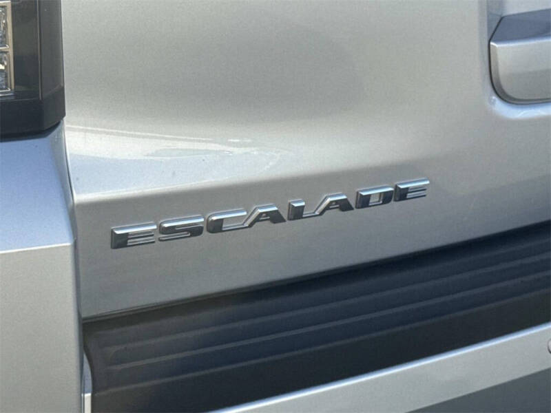 2020 Cadillac Escalade Luxury