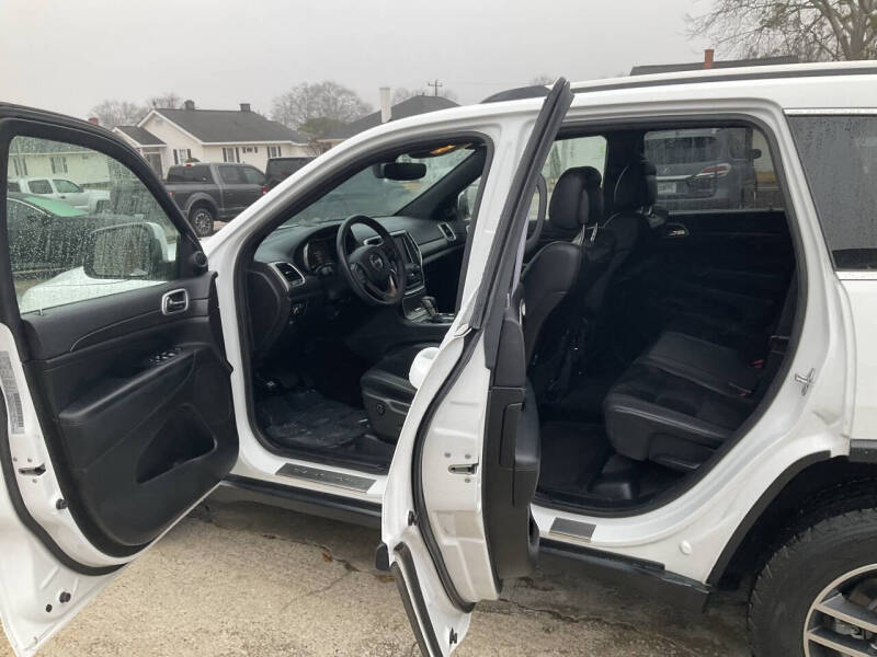 2018 Jeep Grand Cherokee Laredo E