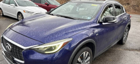 2017 Infiniti QX30 for sale at VICTORY LANE AUTO in Raymore MO