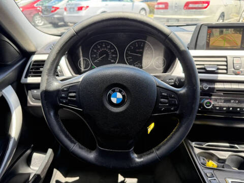 2016 BMW 3 Series 320i