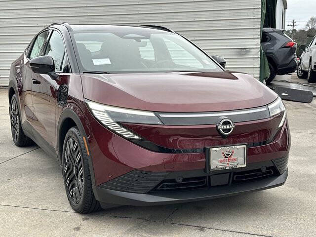 2026 Nissan LEAF Platinum+