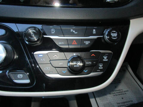 2018 Chrysler Pacifica Touring Plus
