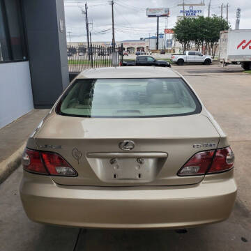 2004 Lexus ES 330