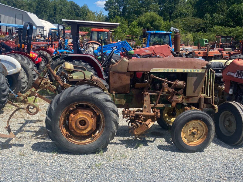 1960 John Deere 1010