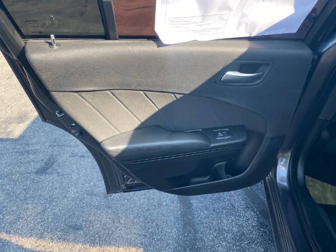 2019 Dodge Charger SXT