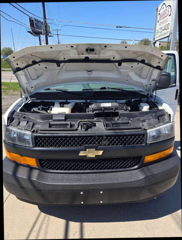 2019 Chevrolet Express 2500