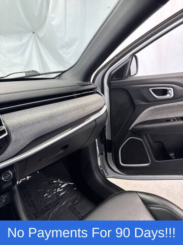2023 Jeep Compass Latitude