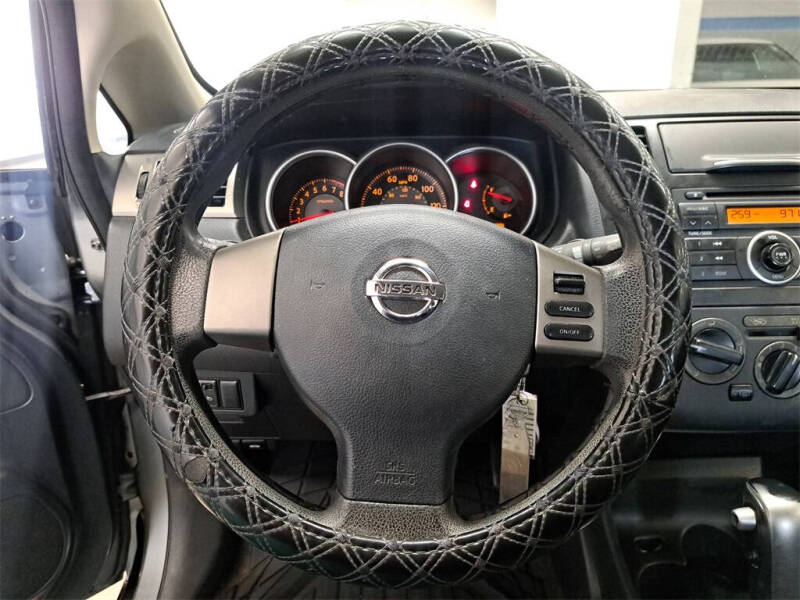 2009 Nissan Versa 1.8 S