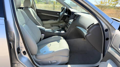 2011 Infiniti G25 Sedan Journey
