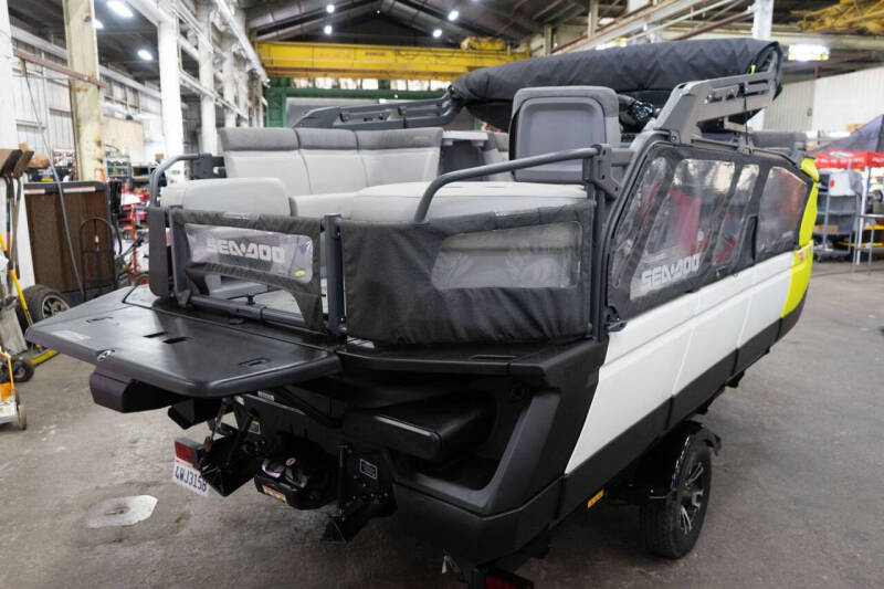 2023 Sea-Doo Switch Cruise