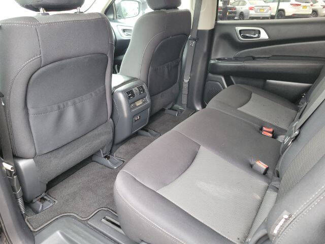 2020 Nissan Pathfinder S