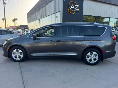 2017 Chrysler Pacifica Touring-L Plus