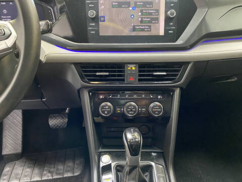 2024 Volkswagen Taos SEL 4Motion