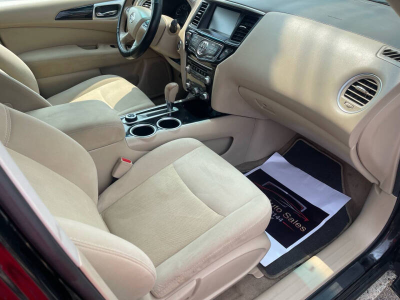 2015 Nissan Pathfinder SV