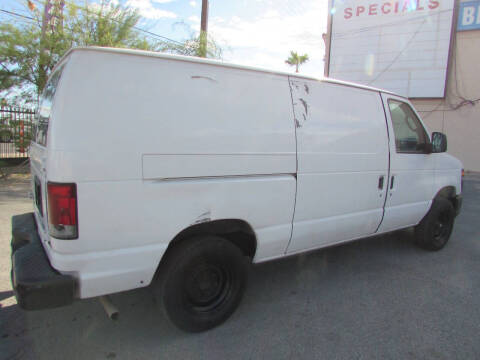 2011 Ford E-Series E-150