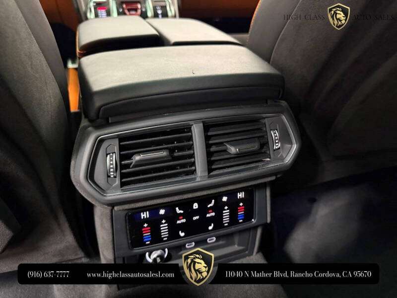 2023 Lamborghini Urus S