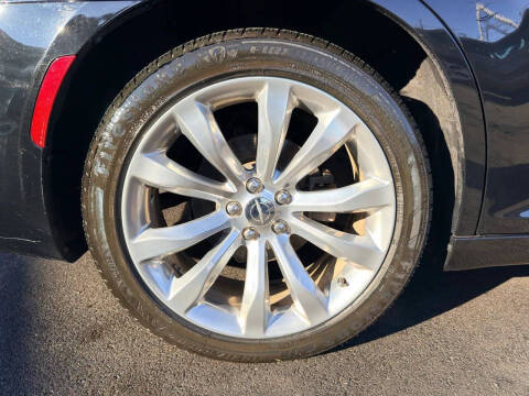 2019 Chrysler 300 Limited