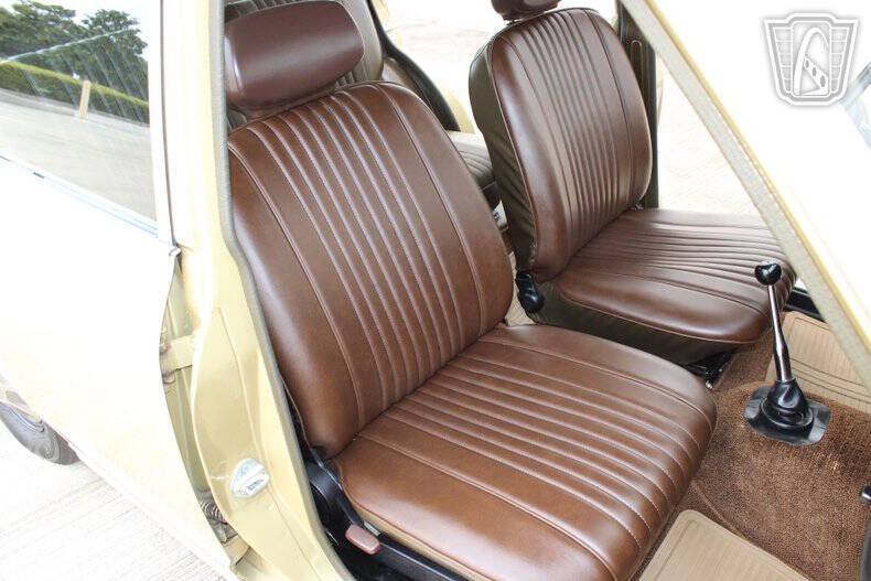 1973 Toyota Corona