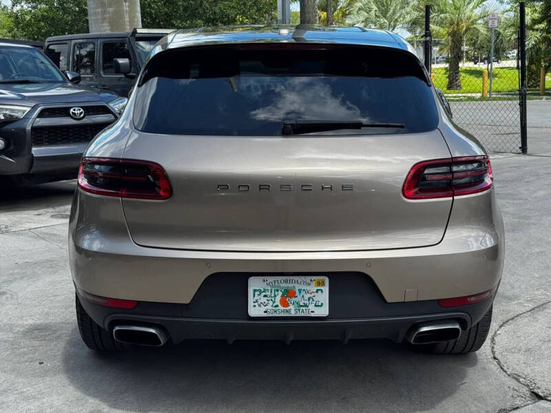 2017 Porsche Macan