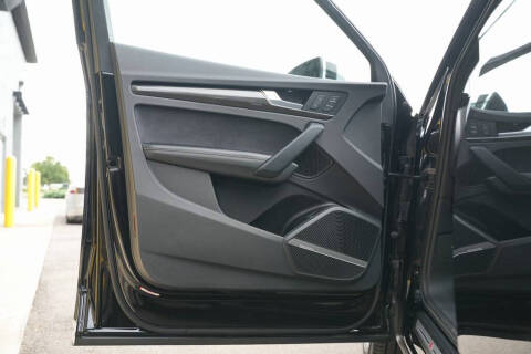 2021 Audi SQ5 3.0T quattro Premium Plus