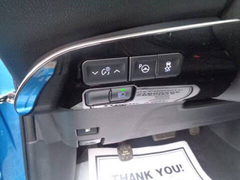 2019 Toyota Prius XLE